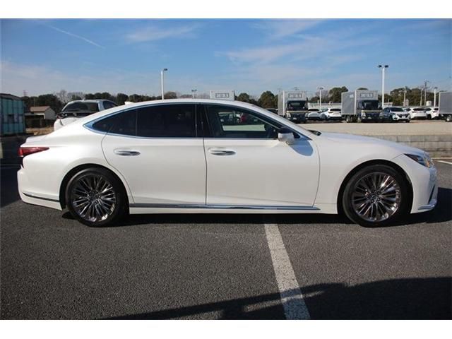 TOYOTA LEXUS LS500 2020 Image 31