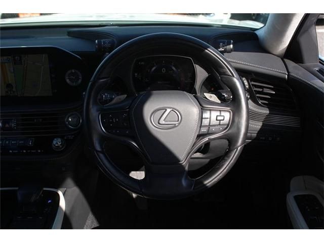 TOYOTA LEXUS LS500 2020 Image 31