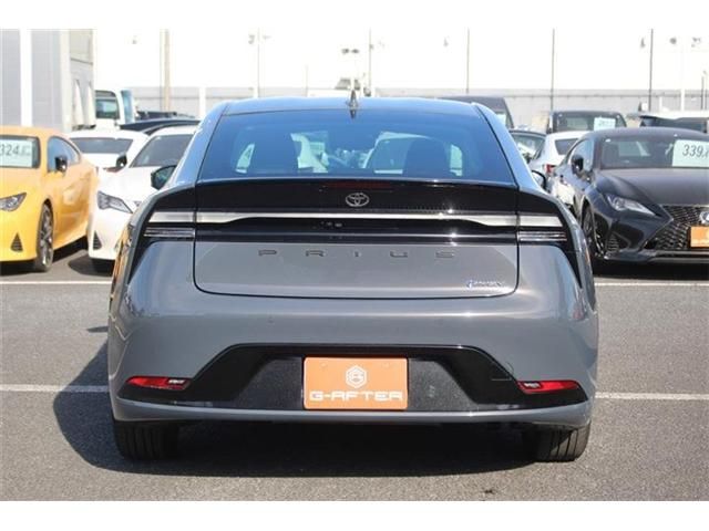 TOYOTA PRIUS PHV 2024 Image 31
