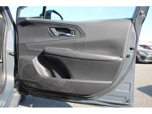 TOYOTA PRIUS PHV 2024 Image 31