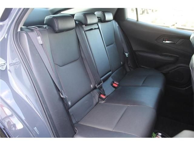 TOYOTA PRIUS PHV 2024 Image 31