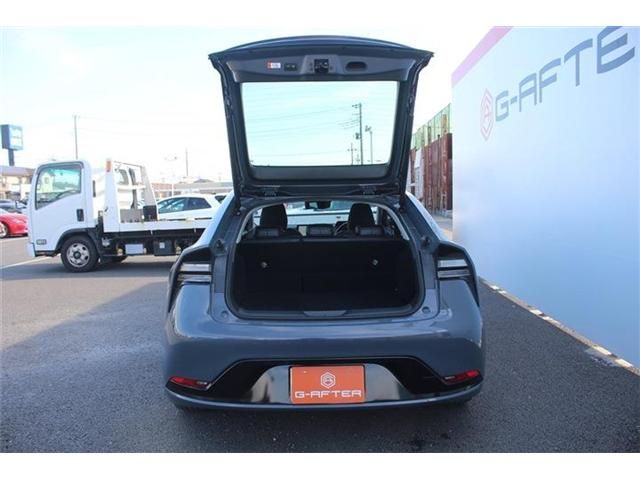 TOYOTA PRIUS PHV 2024 Image 31