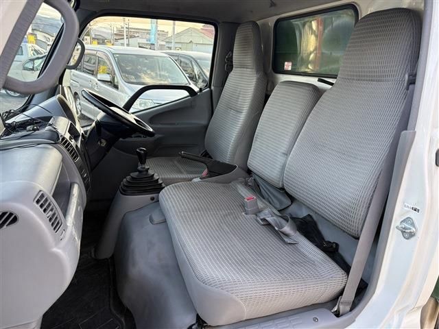 TOYOTA DYNA 2015 Image 31