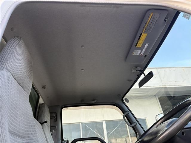 TOYOTA DYNA 2015 Image 31