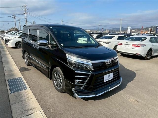 TOYOTA VOXY 2020 Image 31