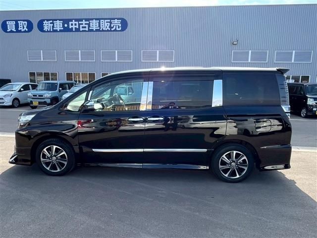 TOYOTA VOXY 2020 Image 31