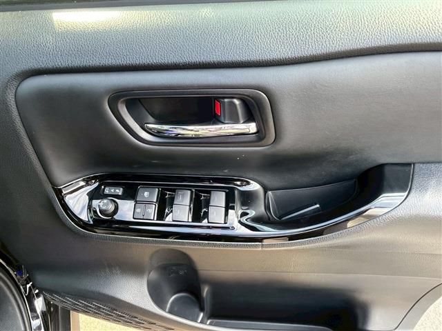 TOYOTA VOXY 2020 Image 31