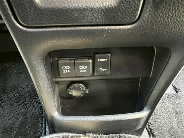 TOYOTA VOXY 2020 Image 31