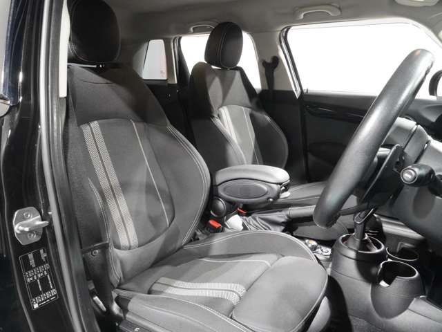 BMW MINI COOPER S 5DOOR 2019 Image 31