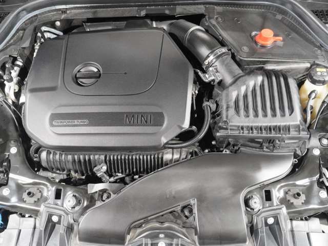 BMW MINI COOPER S 5DOOR 2019 Image 31