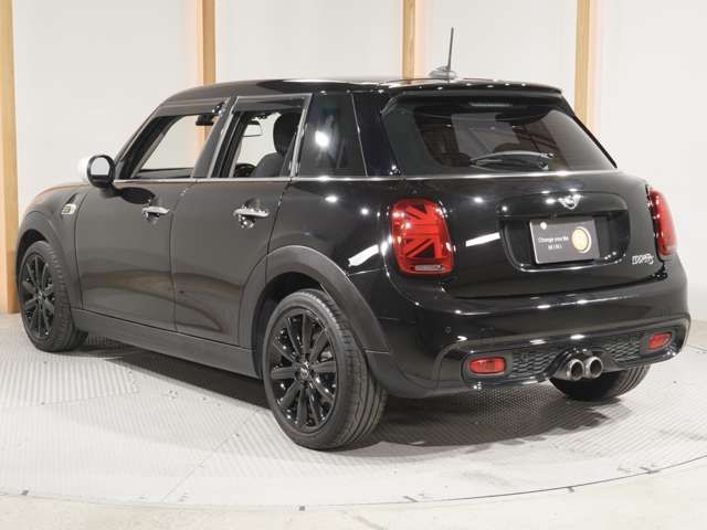 BMW MINI COOPER S 5DOOR 2019 Image 31