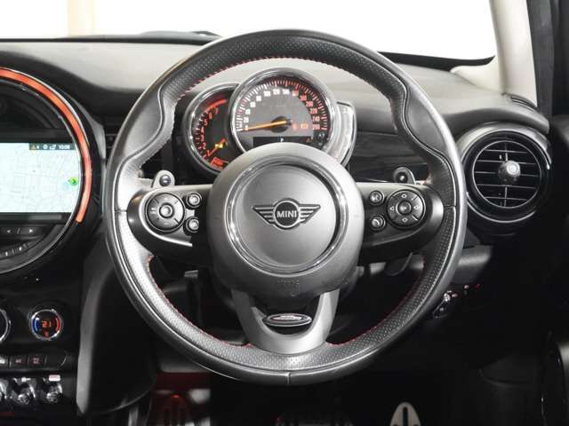 BMW MINI COOPER S 5DOOR 2019 Image 31