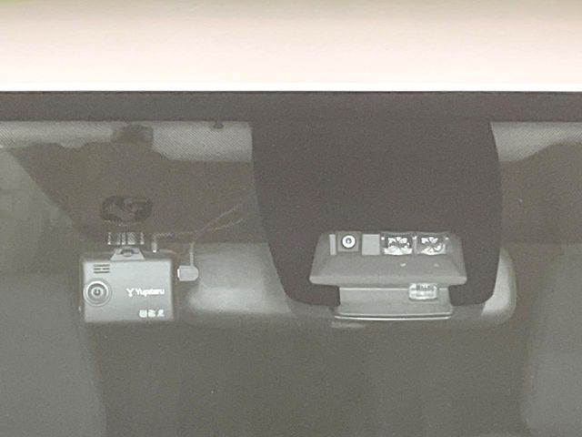 TOYOTA NOAH 2016 Image 31