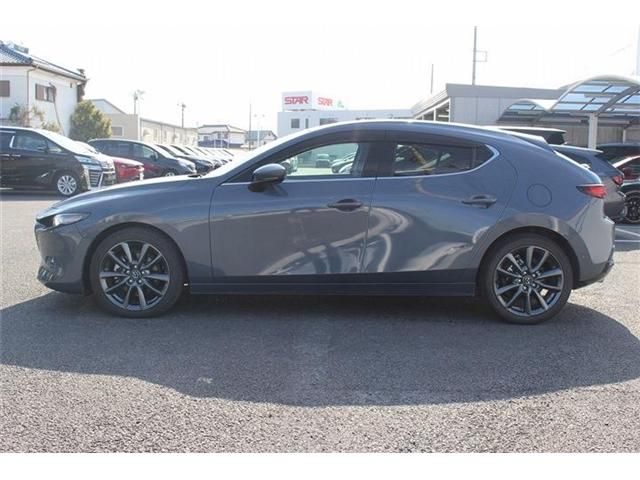 MAZDA 3 FASTBACK 2019 Image 31