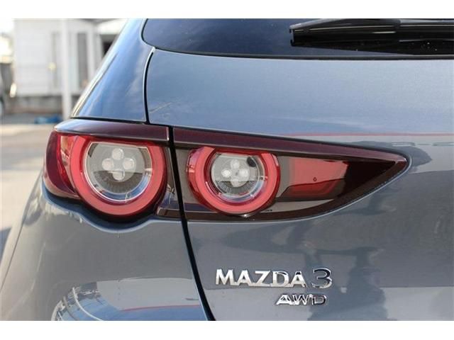 MAZDA 3 FASTBACK 2019 Image 31