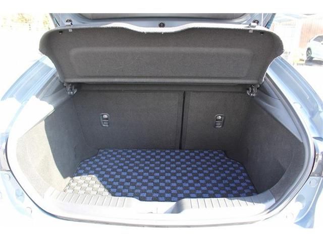 MAZDA 3 FASTBACK 2019 Image 31