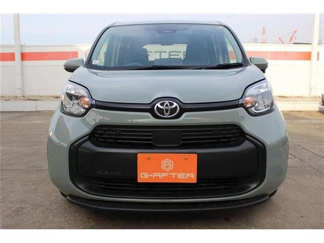 TOYOTA SIENTA HYBRID 2023 Image 31