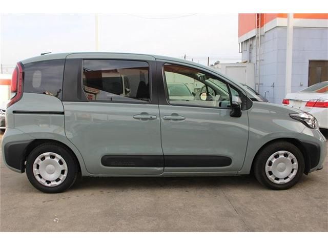 TOYOTA SIENTA HYBRID 2023 Image 31