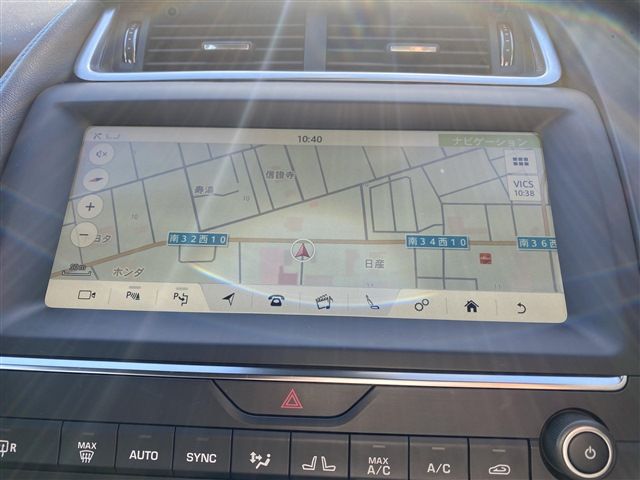 JAGUAR E-PACE 2018 Image 31