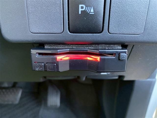 TOYOTA TANK 4WD 2019 Image 31