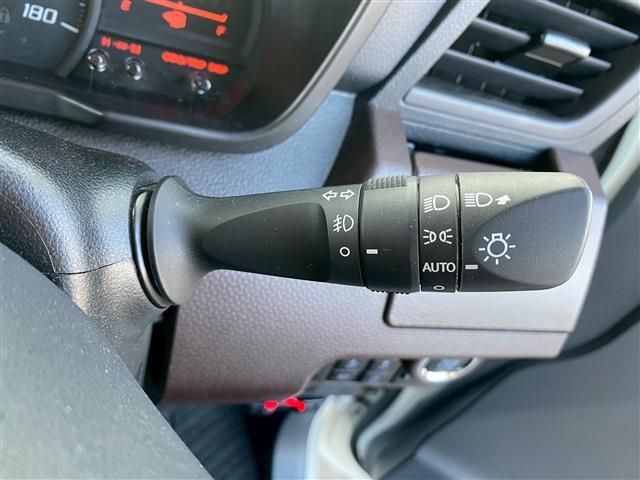 TOYOTA TANK 4WD 2019 Image 31