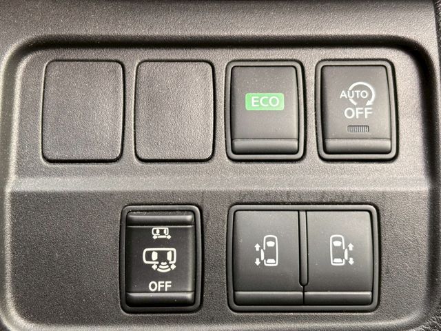 NISSAN SERENA  S-HYBRID 2017 Image 31