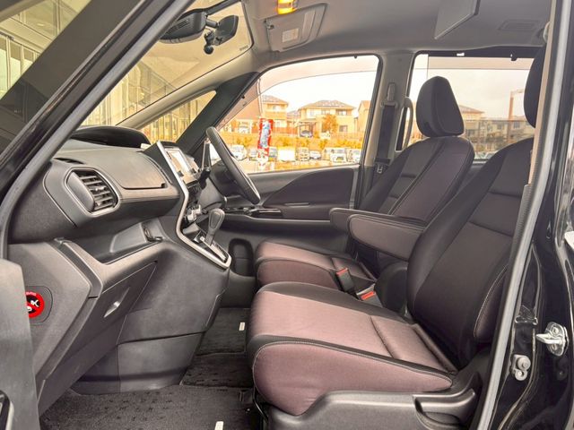 NISSAN SERENA  S-HYBRID 2017 Image 31