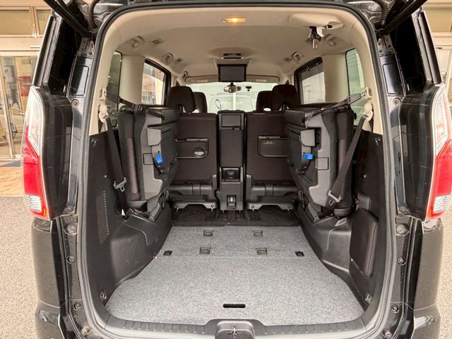 NISSAN SERENA  S-HYBRID 2017 Image 31