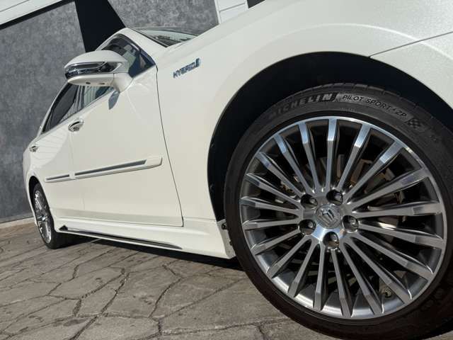 TOYOTA CROWN MAJESTA HYBRID 2014 Image 31