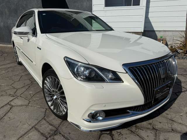 TOYOTA CROWN MAJESTA HYBRID 2014 Image 31