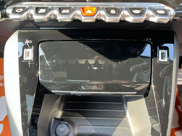 PEUGEOT E-2008 2023 Image 31