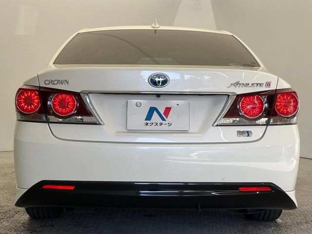 TOYOTA CROWN SEDAN HYBRID 2017 Image 31