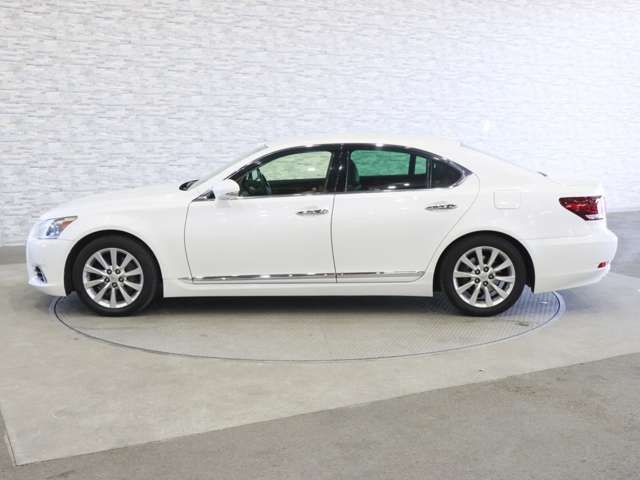 TOYOTA LEXUS LS460 2013 Image 31