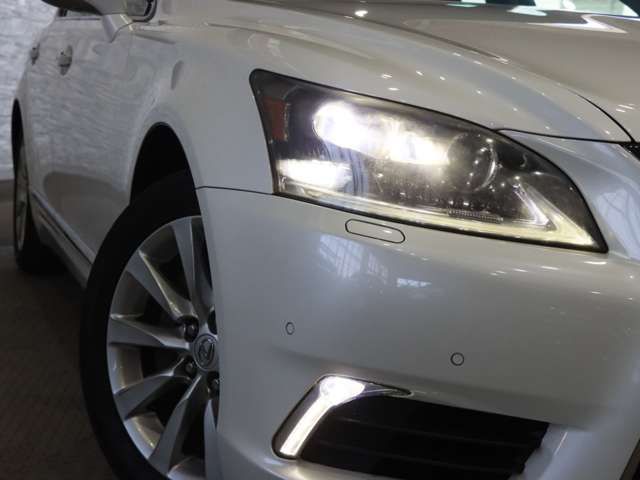 TOYOTA LEXUS LS460 2013 Image 31