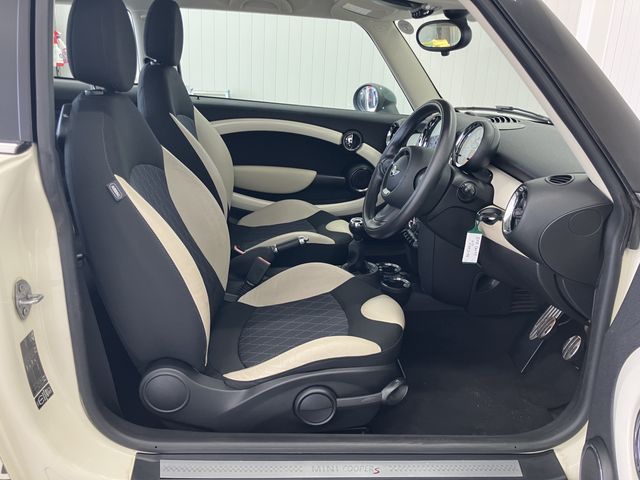 BMW MINI COOPER S 2013 Image 31