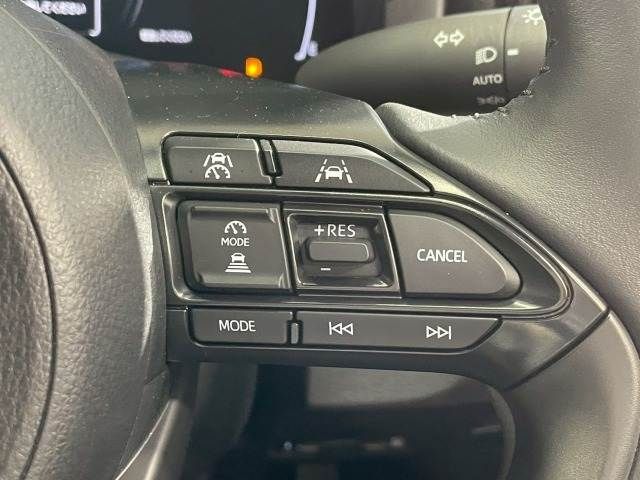 TOYOTA YARIS CROSS HYBRID 2025 Image 31