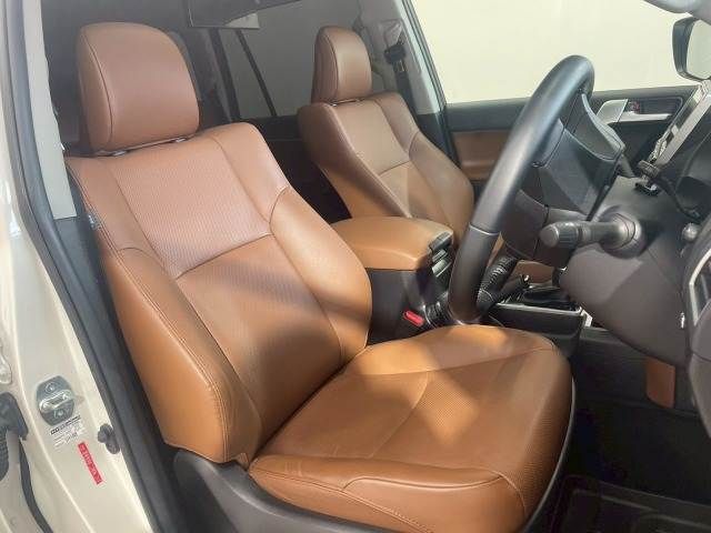 TOYOTA LANDCRUISER PRADO 2022 Image 31
