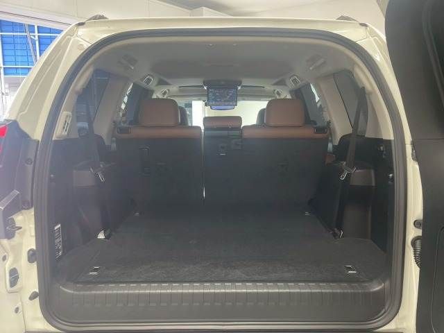 TOYOTA LANDCRUISER PRADO 2022 Image 31