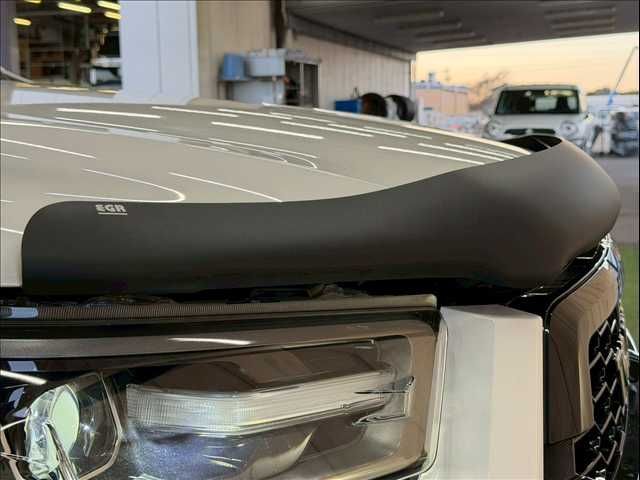 TOYOTA HILUX 4WD 2023 Image 31