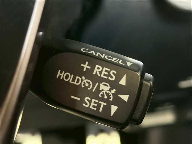 TOYOTA HILUX 4WD 2023 Image 31