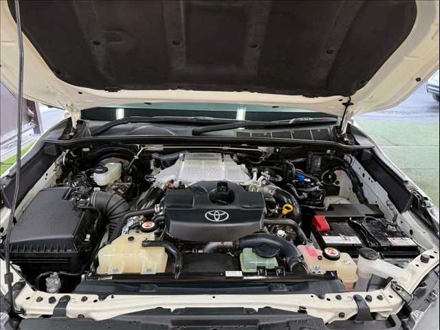 TOYOTA HILUX 4WD 2023 Image 31