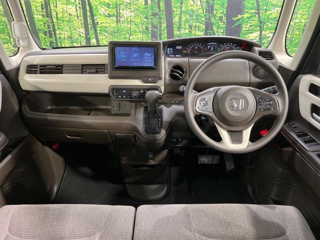 HONDA N BOX 2021 Image 31