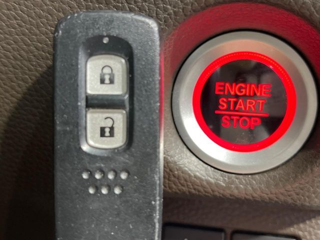 HONDA N BOX 2021 Image 31