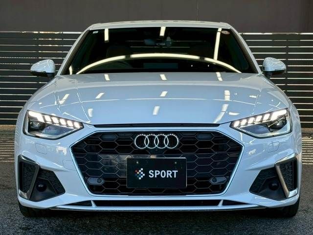 AUDI A4 2021 Image 31