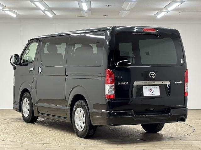 TOYOTA HIACE VAN 2WD 2024 Image 31