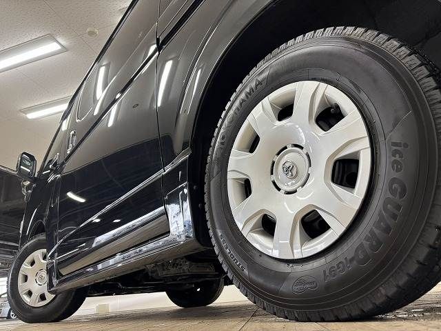 TOYOTA HIACE VAN 2WD 2024 Image 31