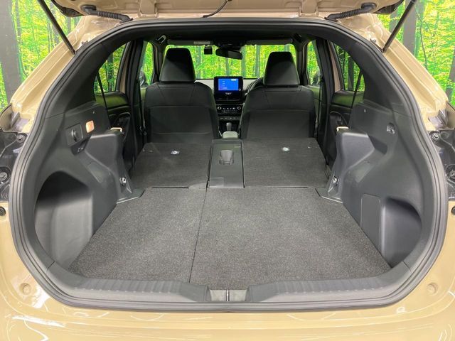 TOYOTA YARIS CROSS HYBRID 2025 Image 31