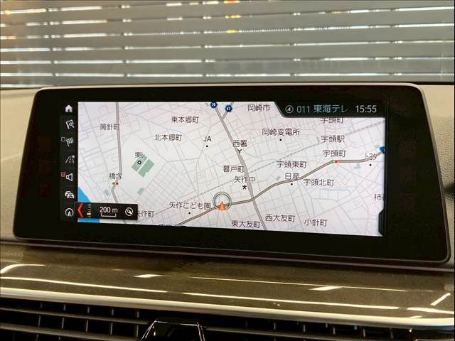 BMW 5SERIES TOURING 2017 Image 31