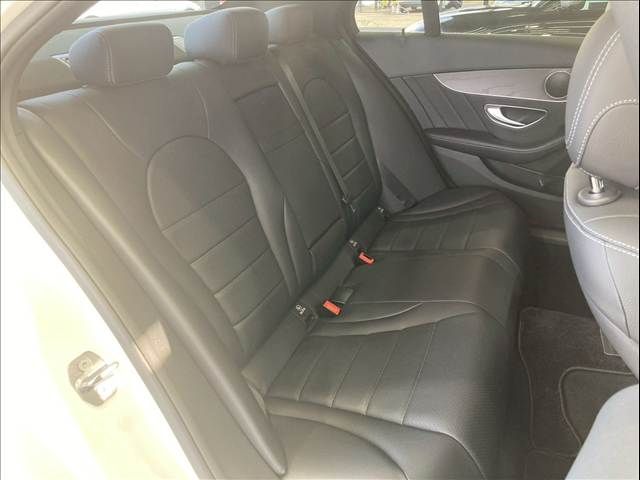 MERCEDES BENZ C CLAS 2018 Image 31