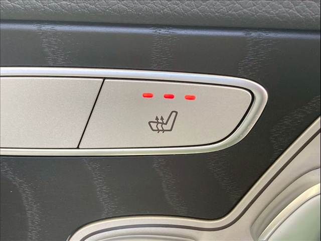 MERCEDES BENZ C CLAS 2018 Image 31